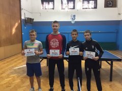 Asztalitenisz kozsegi 5.jpg Asztalitenisz kozsegi 5.jpg